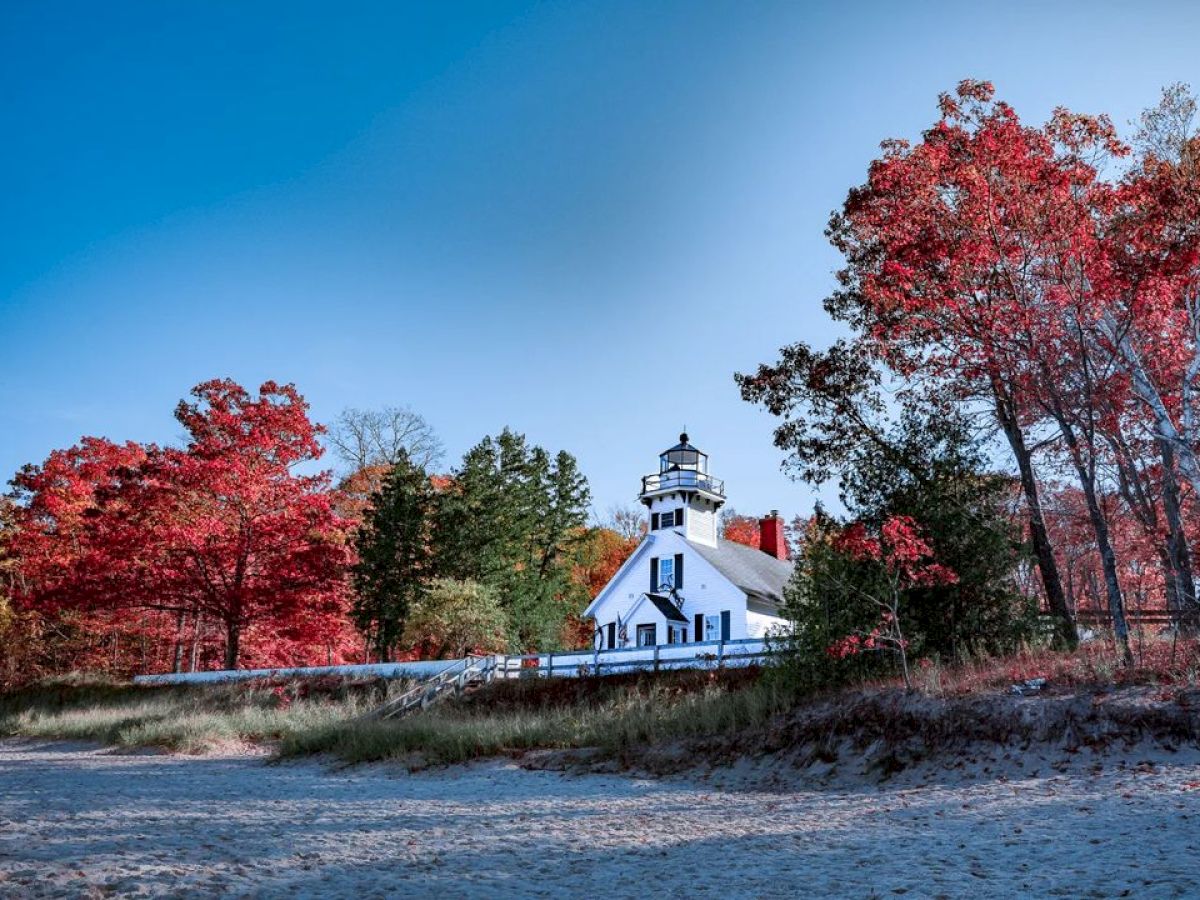 Cherry Tree Inn & Suites