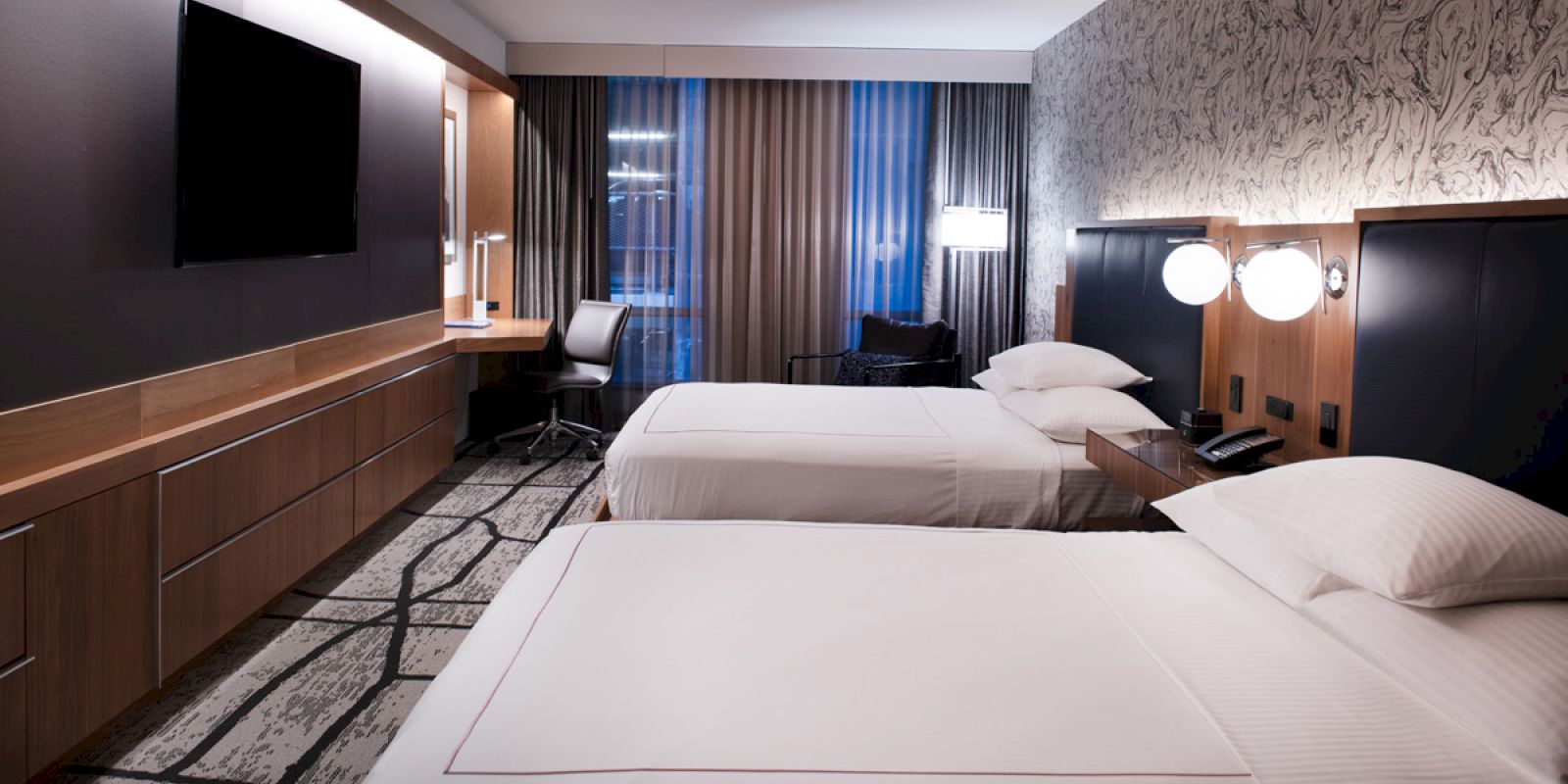 Cherry Tree Inn & Suites