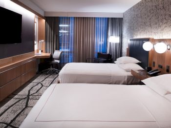Cherry Tree Inn & Suites